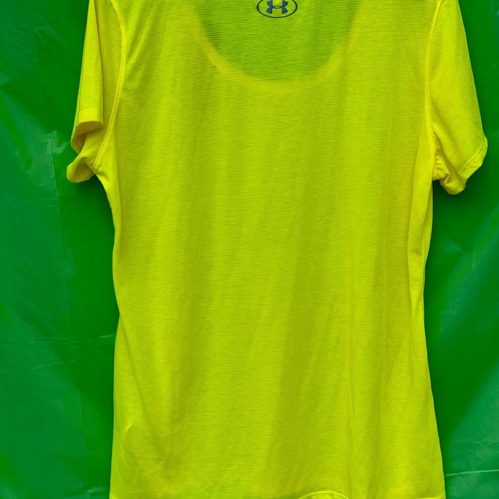 NWT UNDER ARMOUR YELLOW SHIRT size XL - Picture 2 of 7